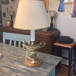 Vintage brass color cast metal Alladin’s Genie Electric table lamp with shade